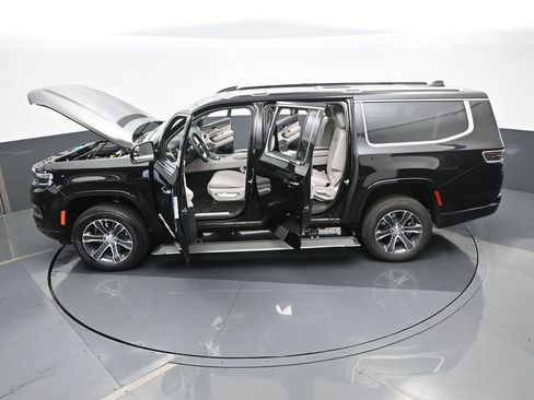 Used 2024 Jeep Grand Wagoneer L 4WD image 69