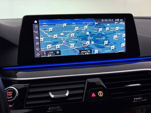 Used 2019 BMW 530i xDrive image 32