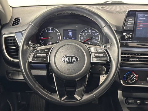 Used 2021 Kia Seltos S image 23