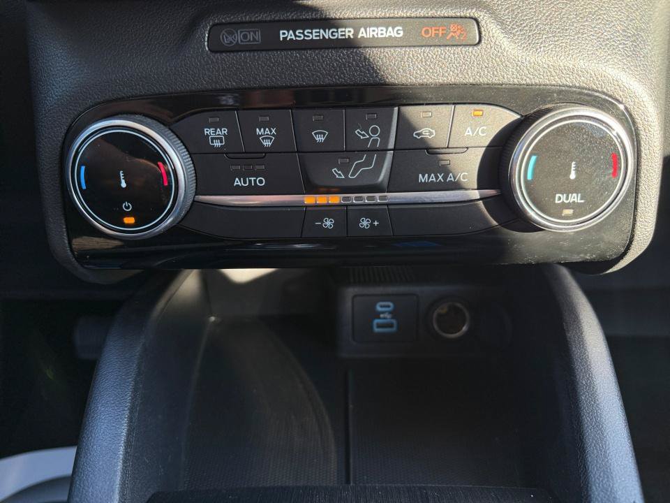 Used 2022 Ford Escape SE w/ Convenience Package AWD/4WD image 22