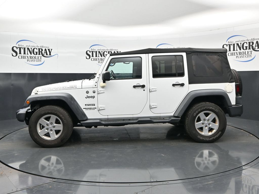 Used 2017 Jeep Wrangler Unlimited Sport w/ Quick Order Package 24S AWD/4WD image 4