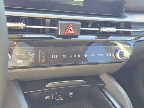 New 2026 Kia Sportage LX image 24