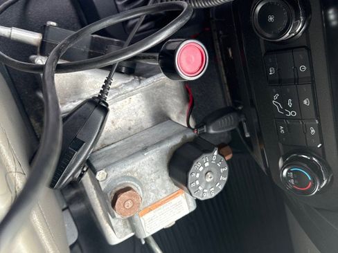 Used 2019 Ford F550 4x4 Regular Cab Super Duty image 26