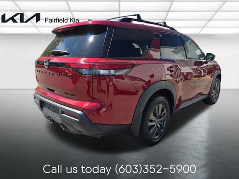 Used 2022 Nissan Pathfinder SV w/ SV Premium Package AWD/4WD image 5