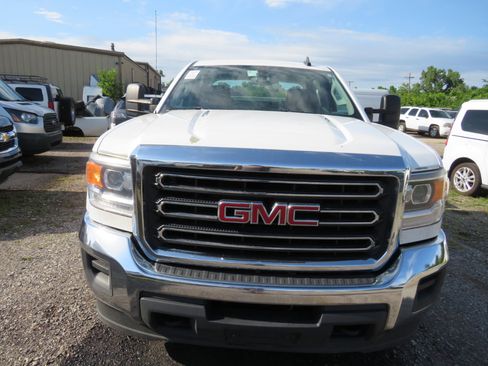 Used 2016 GMC Sierra 2500 4x4 Crew Cab image 2