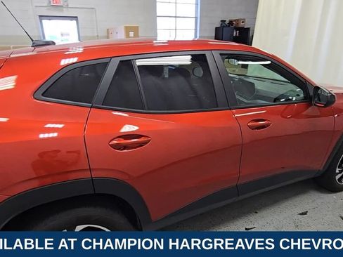 Used 2024 Chevrolet Trax RS w/ Driver Confidence Package FWD image 11