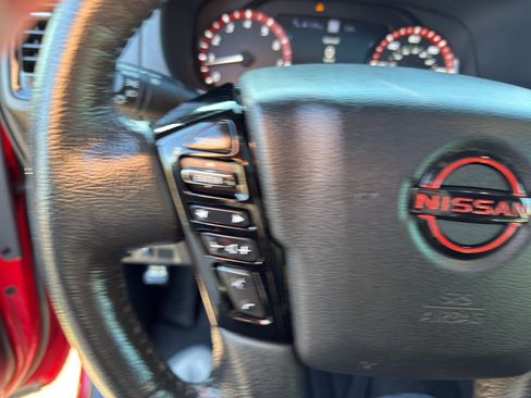 Used 2022 Nissan Frontier Pro-X w/ Pro-X Premium Package image 23