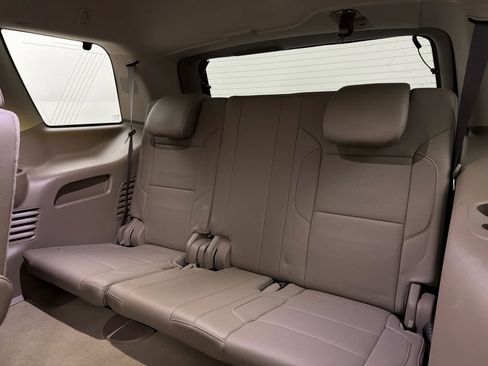 Used 2018 Chevrolet Tahoe Premier image 12