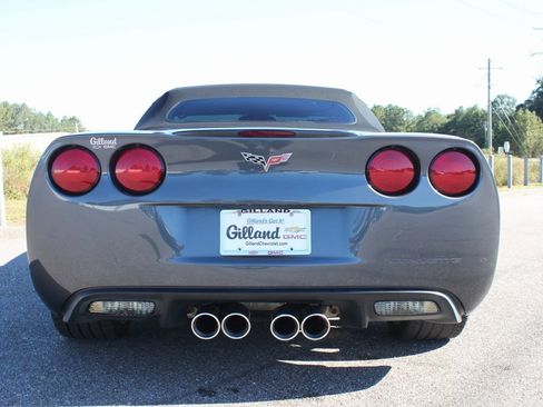 Used 2009 Chevrolet Corvette Base 2D Convertible w/ Preferred Equipment Group image 15