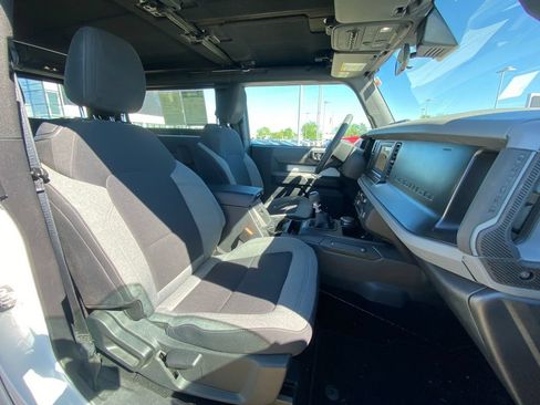 Used 2023 Ford Bronco 2-Door AWD/4WD image 28