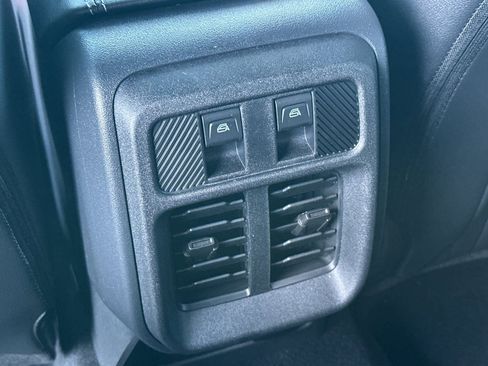 New 2025 Ford Bronco Outer Banks w/ Sasquatch Package image 13