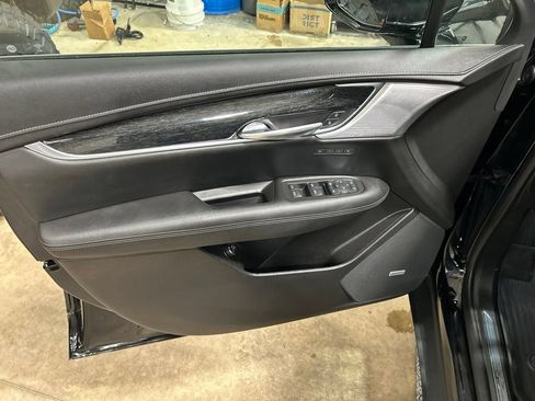 Used 2021 Cadillac XT5 Premium Luxury w/ LPO, Floor Liner Package AWD/4WD image 14