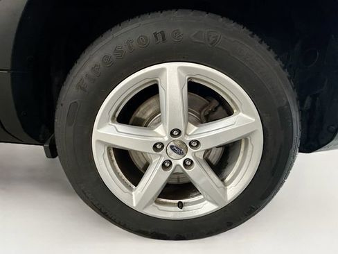 Used 2016 Ford Explorer XLT w/ Equipment Group 202A image 34