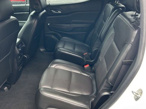 Used 2017 GMC Acadia SLT image 15