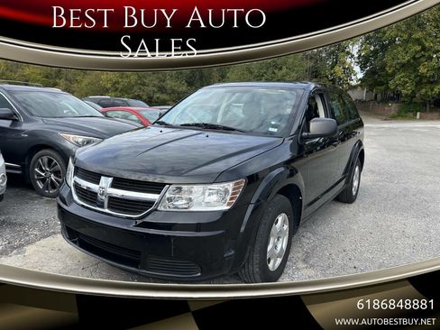 Used 2010 Dodge Journey SE image 1