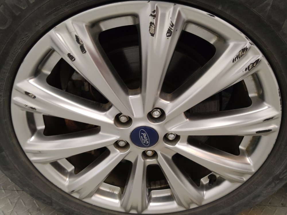 Used 2017 Ford Escape Titanium w/ Equipment Group 301A AWD/4WD image 31