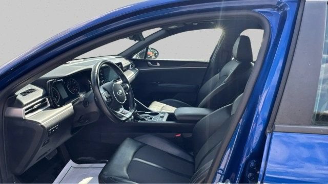 Used 2021 Kia K5 GT-Line FWD image 9