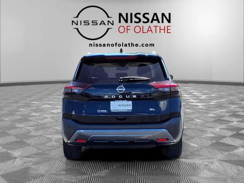 Used 2023 Nissan Rogue SL w/ SL Premium Package FWD image 27