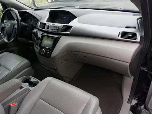 Used 2015 Honda Odyssey EX-L image 9