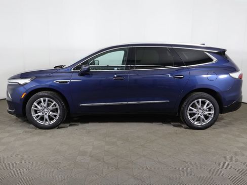Used 2023 Buick Enclave Essence w/ Experience Buick Package AWD/4WD image 21
