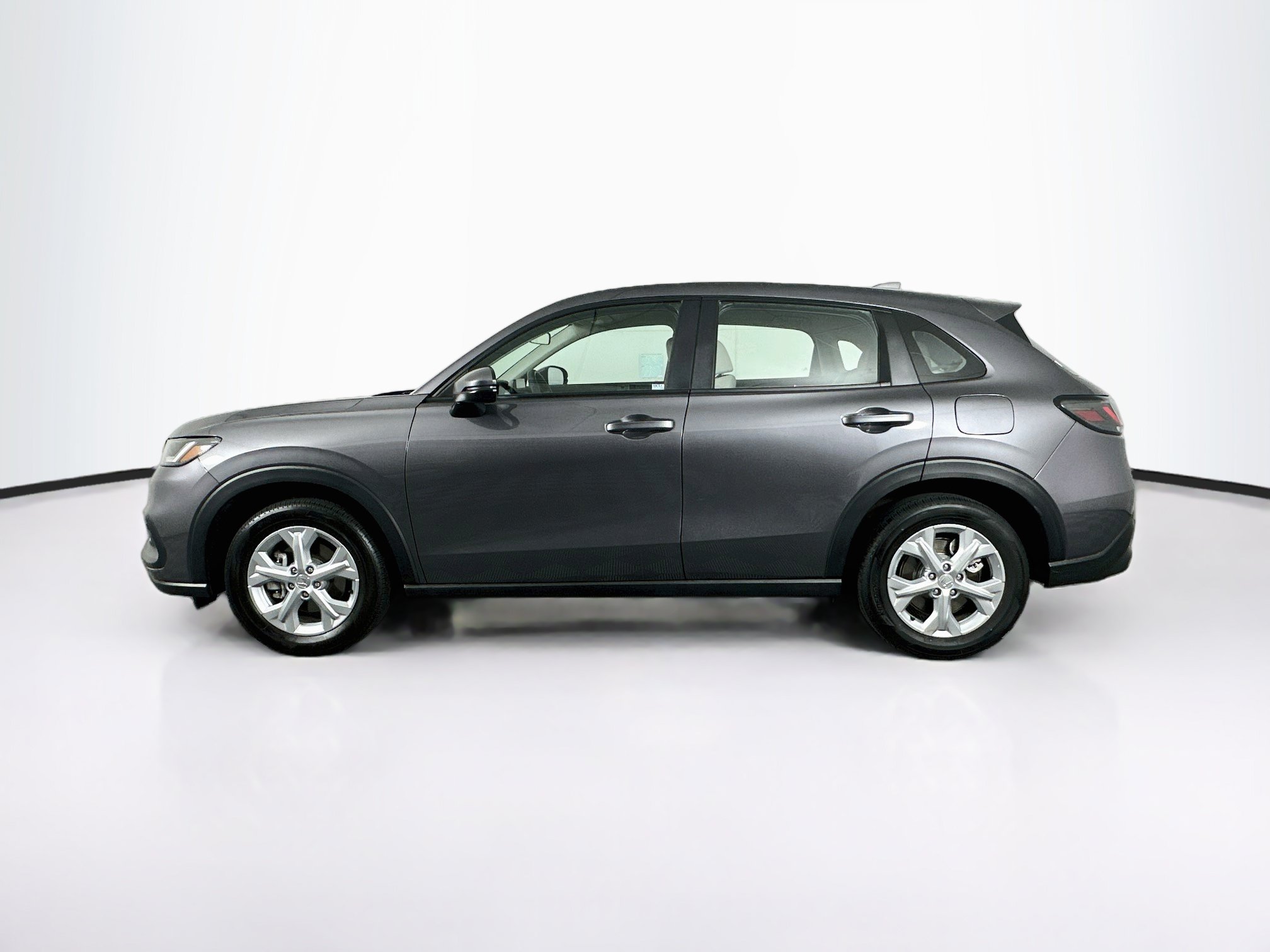 Used 2025 Honda HR-V LX image 4