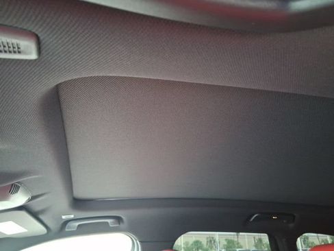 Used 2025 BMW X1 xDrive28i w/ M Sport Package AWD/4WD image 19
