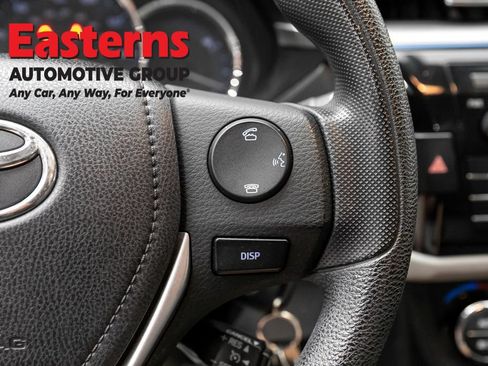 Used 2016 Toyota Corolla LE FWD image 15