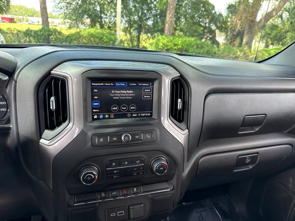 Used 2021 Chevrolet Silverado 1500 Custom Trail Boss AWD/4WD image 38