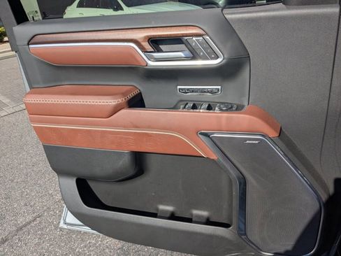 Used 2025 GMC Sierra 1500 Denali Ultimate image 20