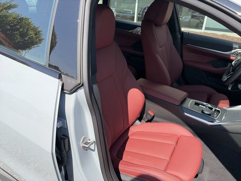 Used 2026 BMW i4 eDrive40 w/ M Sport Package RWD image 36