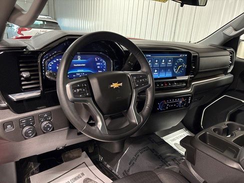 Certified 2024 Chevrolet Silverado 1500 LT w/ Z71 Off-Road Package image 27