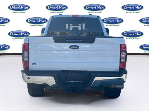 Used 2022 Ford F250 Lariat w/ Lariat Value Package image 7