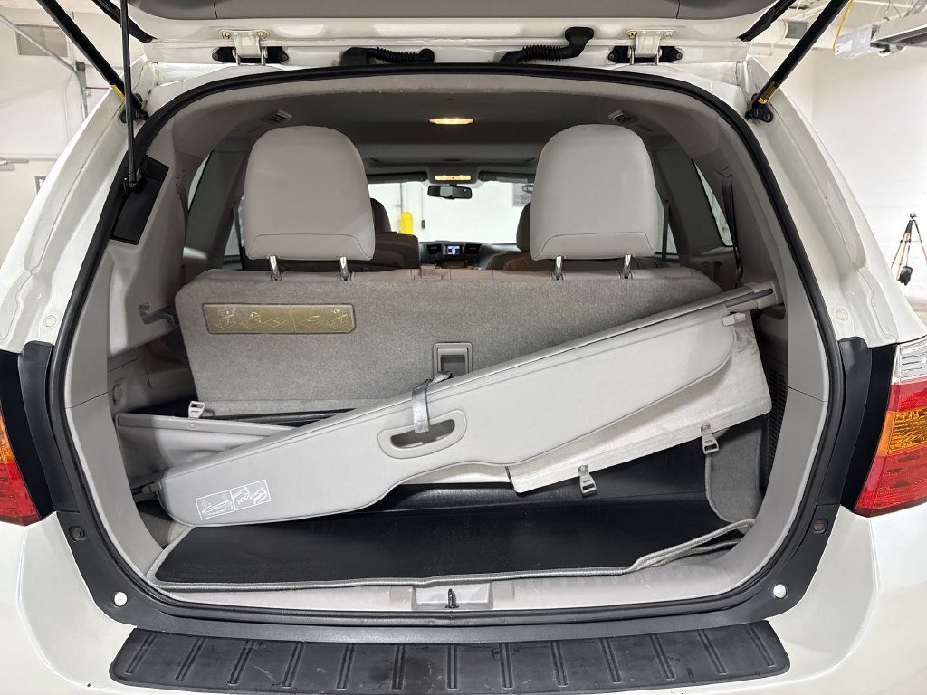 Used 2010 Toyota Highlander Limited AWD/4WD image 25