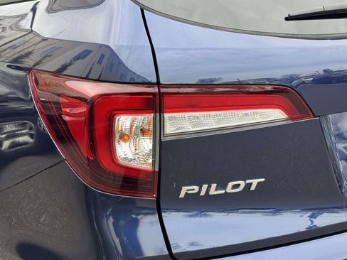 Used 2022 Honda Pilot Sport image 8