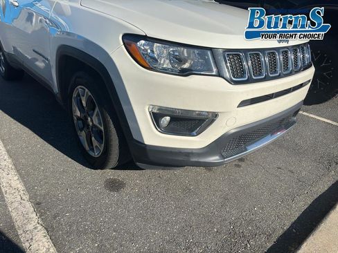 Used 2020 Jeep Compass Limited image 1