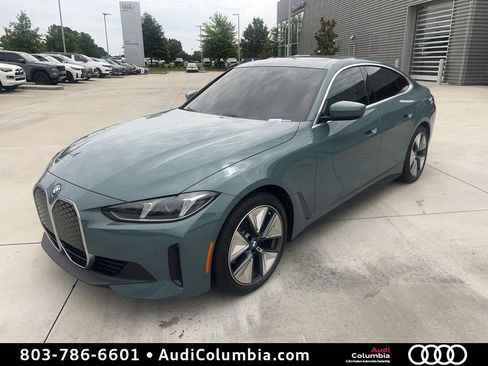 Used 2025 BMW i4 eDrive40 RWD image 2
