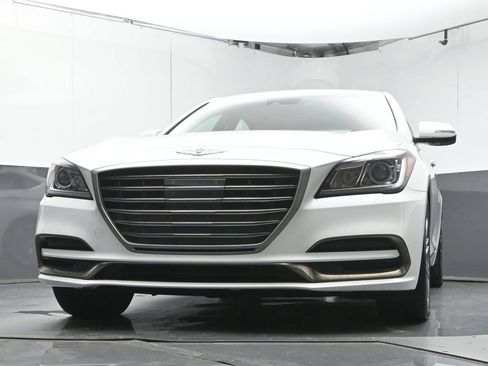 Used 2020 Genesis G80 3.8 RWD image 30