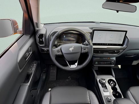 New 2026 Ford Bronco Sport Big Bend w/ Convenience Package AWD/4WD image 7
