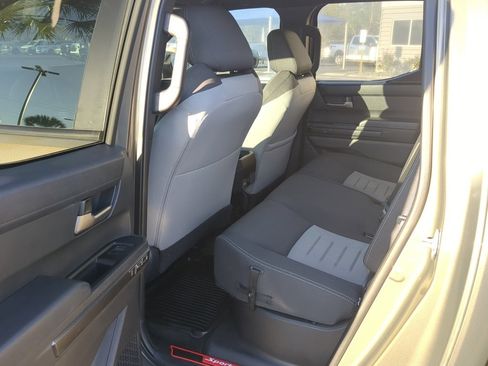 Used 2024 Toyota Tacoma TRD Sport image 12