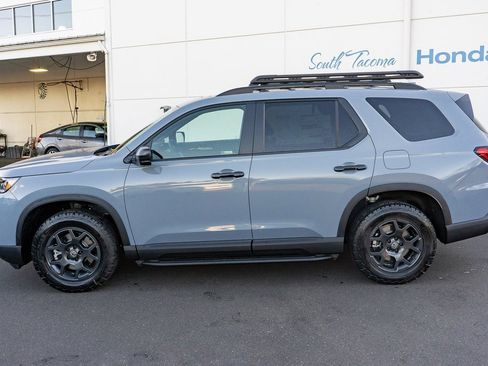 New 2026 Honda Pilot TrailSport image 9