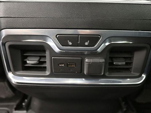Used 2021 GMC Sierra 1500 AT4 w/ AT4 Preferred Package AWD/4WD image 28