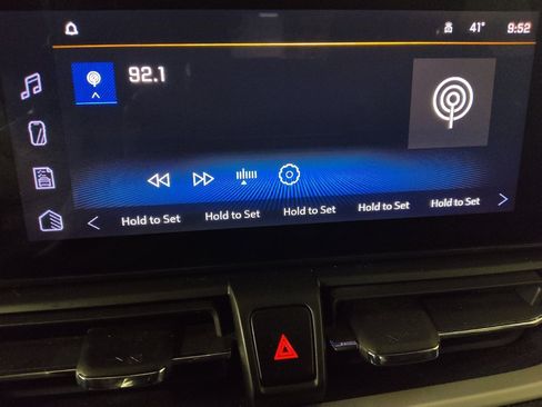 Used 2024 Chevrolet TrailBlazer LS w/ LS Convenience Package FWD image 25