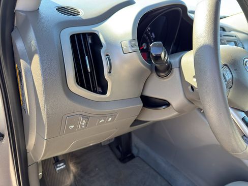 Used 2012 Kia Sportage EX FWD image 14