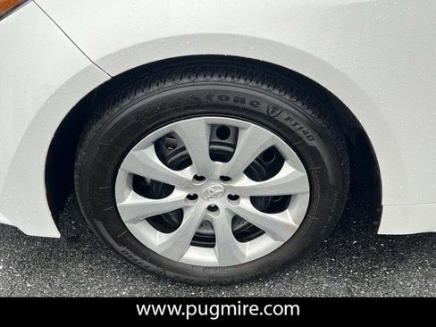 Used 2023 Toyota Corolla LE image 11