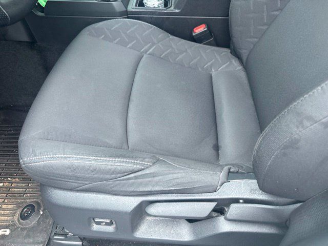 Used 2024 Toyota Tacoma SR AWD/4WD image 13
