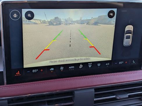 Used 2023 Lincoln Corsair Reserve image 25