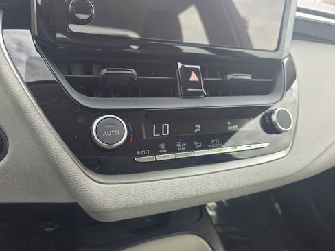 Used 2026 Toyota Corolla LE w/ LE Premium Package image 28