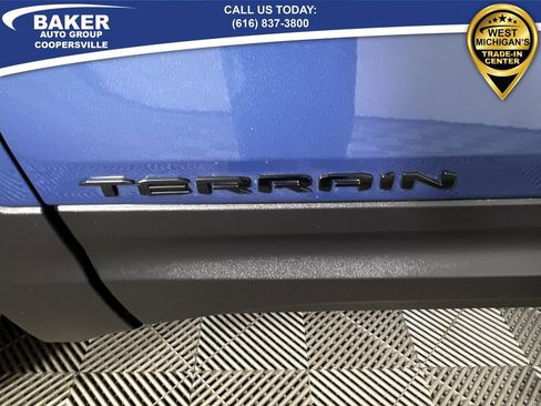 Certified 2024 GMC Terrain SLT w/ Elevation Edition image 32