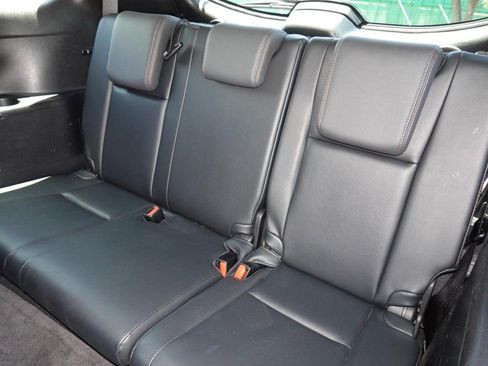Used 2014 Toyota Highlander Limited FWD image 21