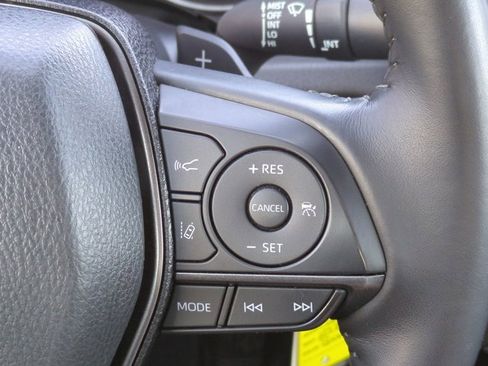 Used 2023 Toyota Camry SE image 23